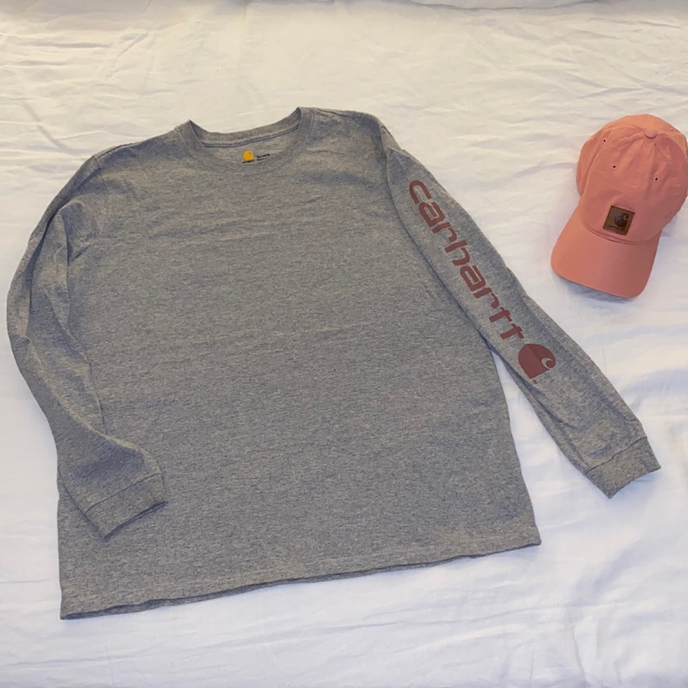 Women’s Carhartt long sleeve tshirt and hat XL
